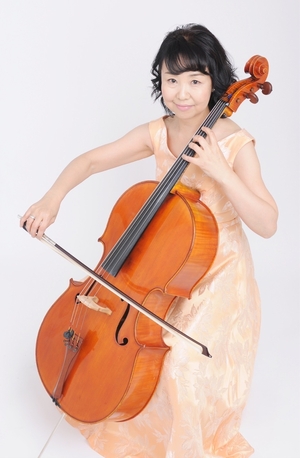 チェロ_柳瀬史佳.jpg
